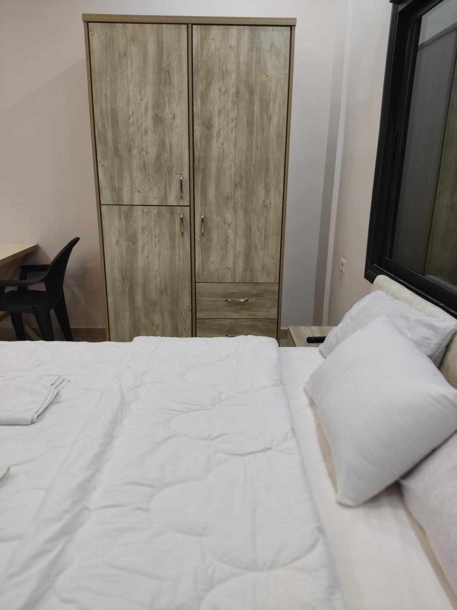 Lotus Housing For Furnished Apartments Dżarasz Pokój zdjęcie