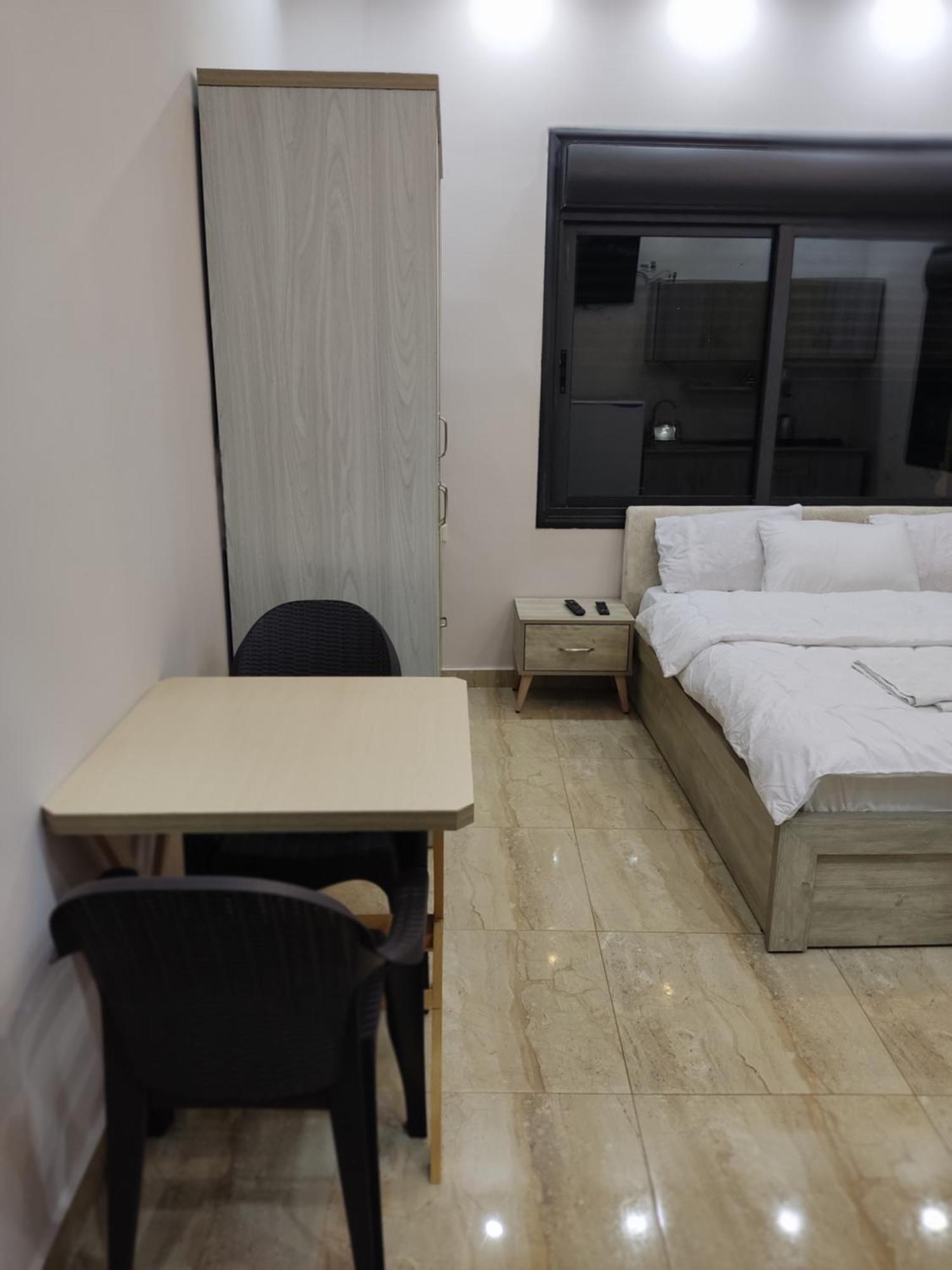 Lotus Housing For Furnished Apartments Dżarasz Pokój zdjęcie