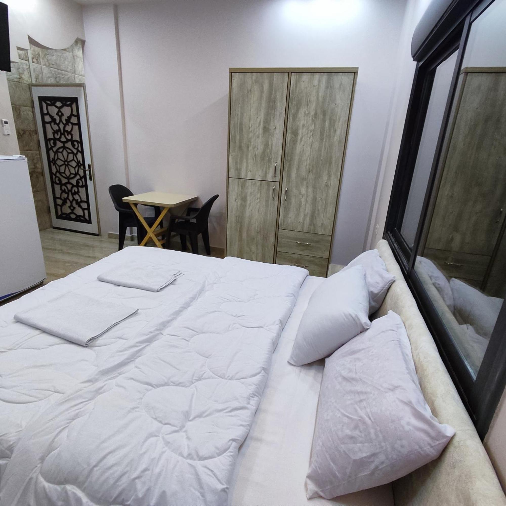 Lotus Housing For Furnished Apartments Dżarasz Pokój zdjęcie